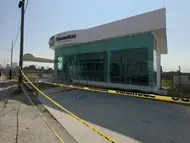 Sufre robo millonario Banco del Bienestar de Tlaxcalancingo; suspenden servicio tras atraco