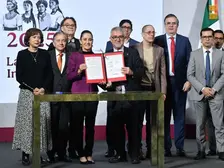 Anuncia Sheinbaum creación de una supercomputadora pública en México