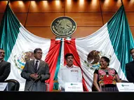 Aguilar se compromete a "hacer mucho" y bajar salarios en SCJN