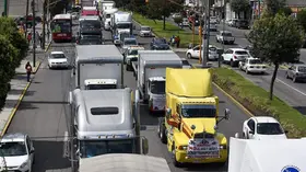 Roban tráiler y lo vacían en la México- Puebla, unidad es hallada en Texmelucan