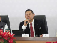 Armenta pide a servidores públicos trabajar más en campo y dejar el escritorio