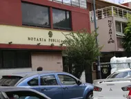 Sin detenidos tras violento robo a la Notaría 26 en El Carmen; revisan cámaras de seguridad