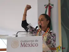 No van a regresar, ni con apoyo extranjero: Sheinbaum arremete contra conservadores