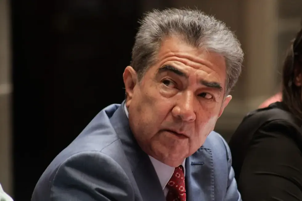 Joaquín Espidio Camarillo deja Salud Puebla y asume coordinación estatal del IMSS-Bienestar