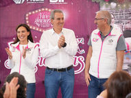 Disfrutaron familias de Villa Frontera y La María, Posadas Navideñas con MariElise Budib y Pepe Chedraui