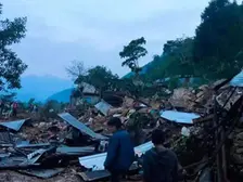 En Tehuacán hospitalizan a tres oaxaqueños lesionados por desgajamiento de un cerro en Huautla