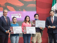 Gobiernos estatal y municipal destinan 2.8 millones de pesos a familias afectadas por las lluvias en Puebla