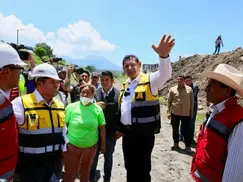 Por tierra y por aire, gobernador Armenta Mier recorre zona afectada en Ciudad Serdán