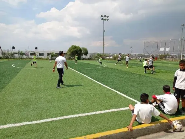 Rescate de espacios deportivos reconstruye el tejido social: Gobierno de Puebla