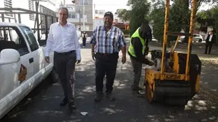 Supervisa Pepe Chedraui cuadrillas de bacheo en El Carmen