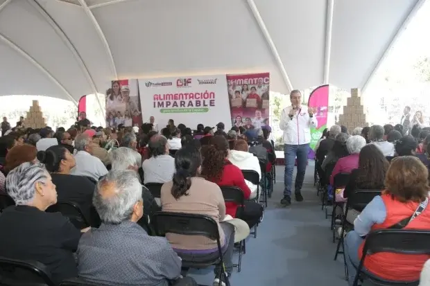 Garantiza Pepe Chedraui seguridad alimentaria con más de 3 mil despensas entregadas en el Barrio de Analco