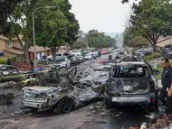 Avioneta deja múltiples muertos tras estrellarse en zona residencial de California, EU