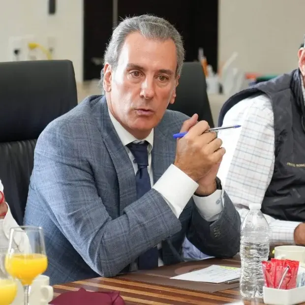 Morena respalda a Chedraui por romper contratos con TV Azteca
