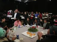 En unión y armonía, gobierno de Puebla ofrece cenas navideñas a familias