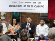 Gobierno de Puebla potencia producción de Nochebuena y consolida a Atlixco como líder nacional