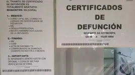 Acusan escasez de certificados de defunción… pero abogada los vende