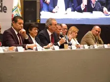 Chedraui proyecta tapar más de 300 mil baches de Puebla capital