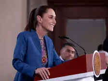 Sheinbaum de acuerdo con Slim, sí “es irracional” la calificación de Moody´s a México