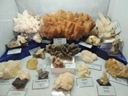 DSCN9991_ShowCase 11_Minerals-Crystals23