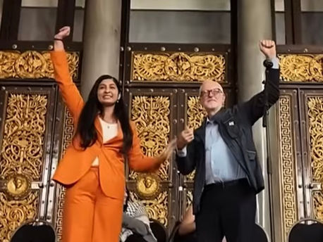 Corbyn and Sultana Show A United Front in Liverpool