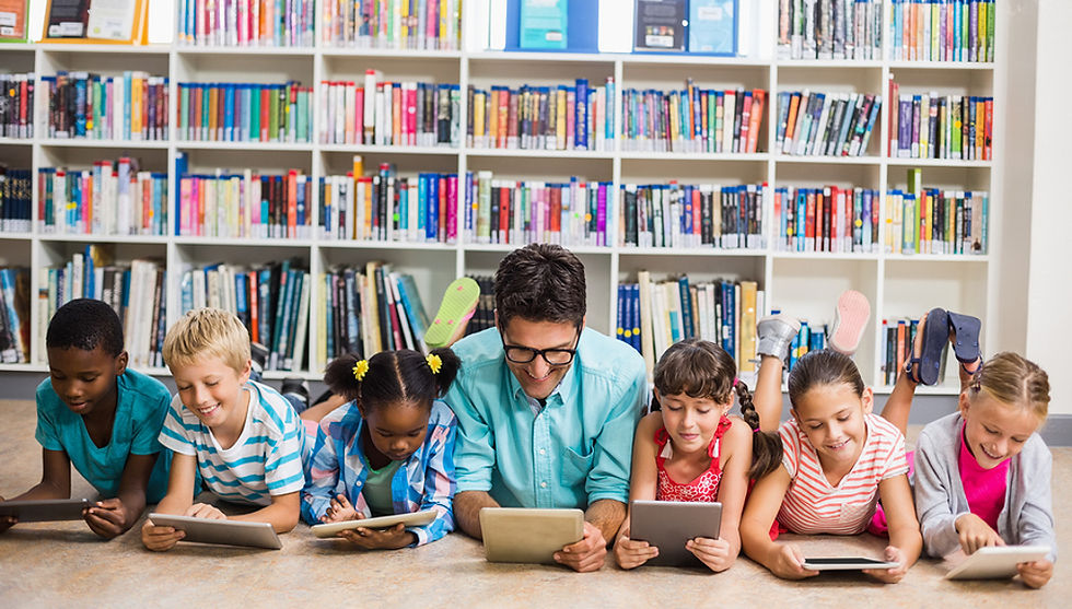 Students-Teacher-Reading-Tablet