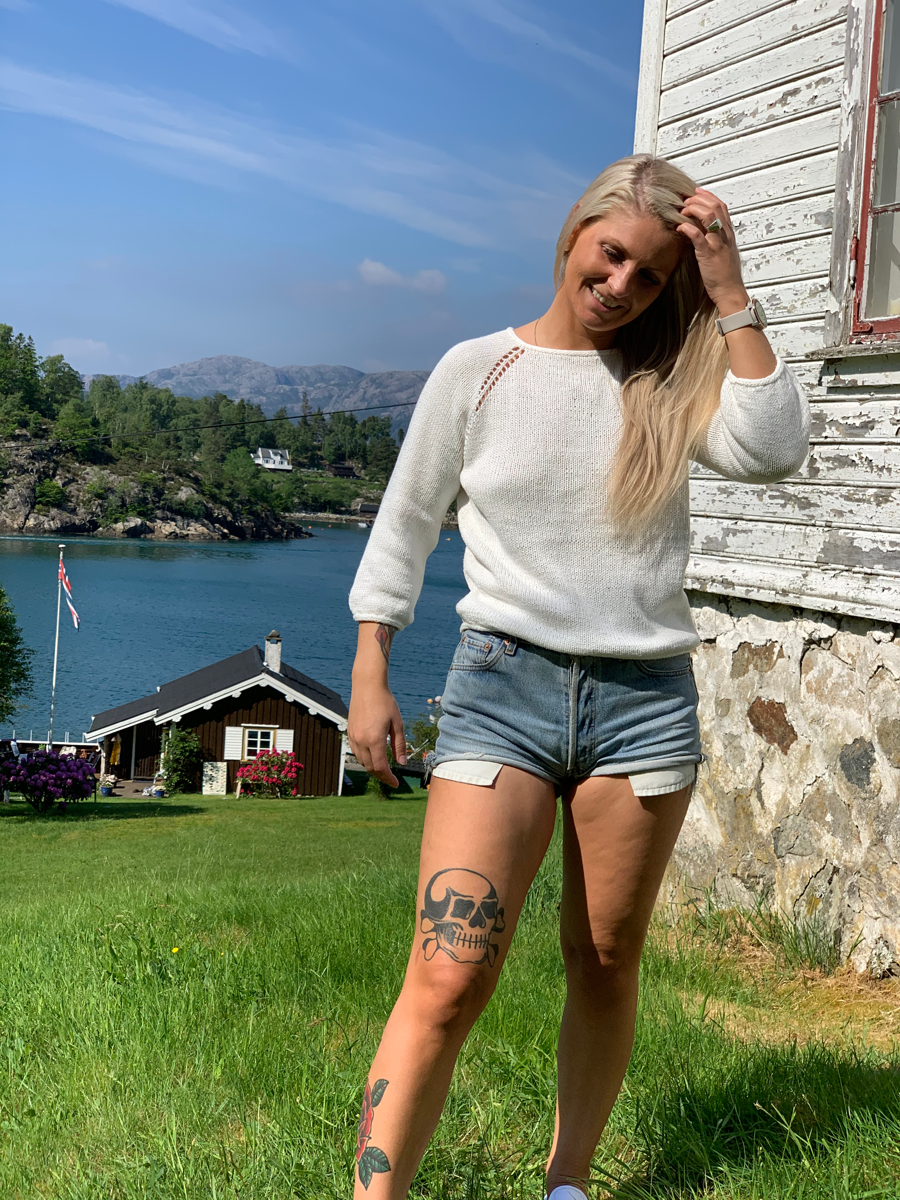 Lines summer sweater