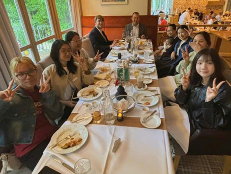 Willkommensessen mit Auszubildenden im Hotel