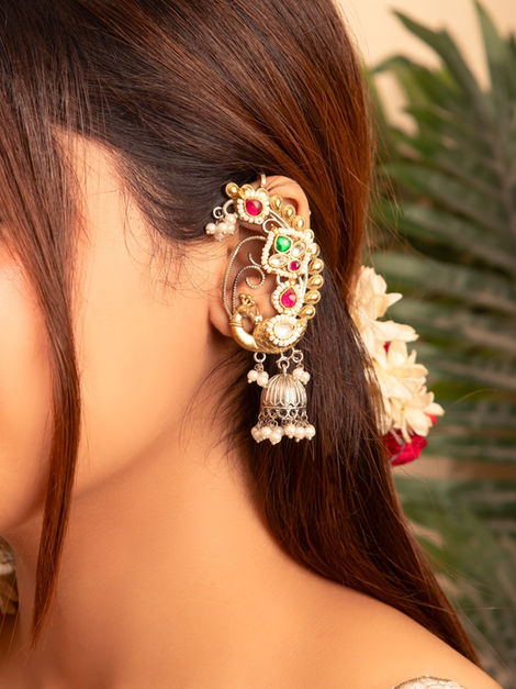 ear cuff