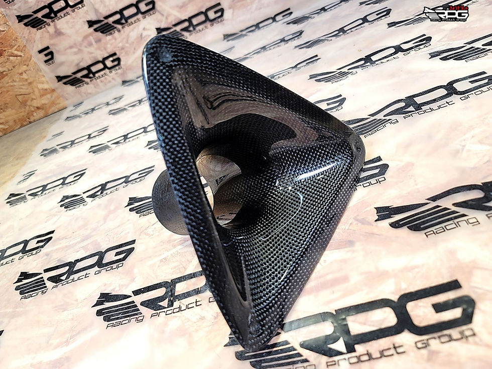 Thumbnail: [NEW] UNI TYPE-C Vacuum Carbon Air Duct