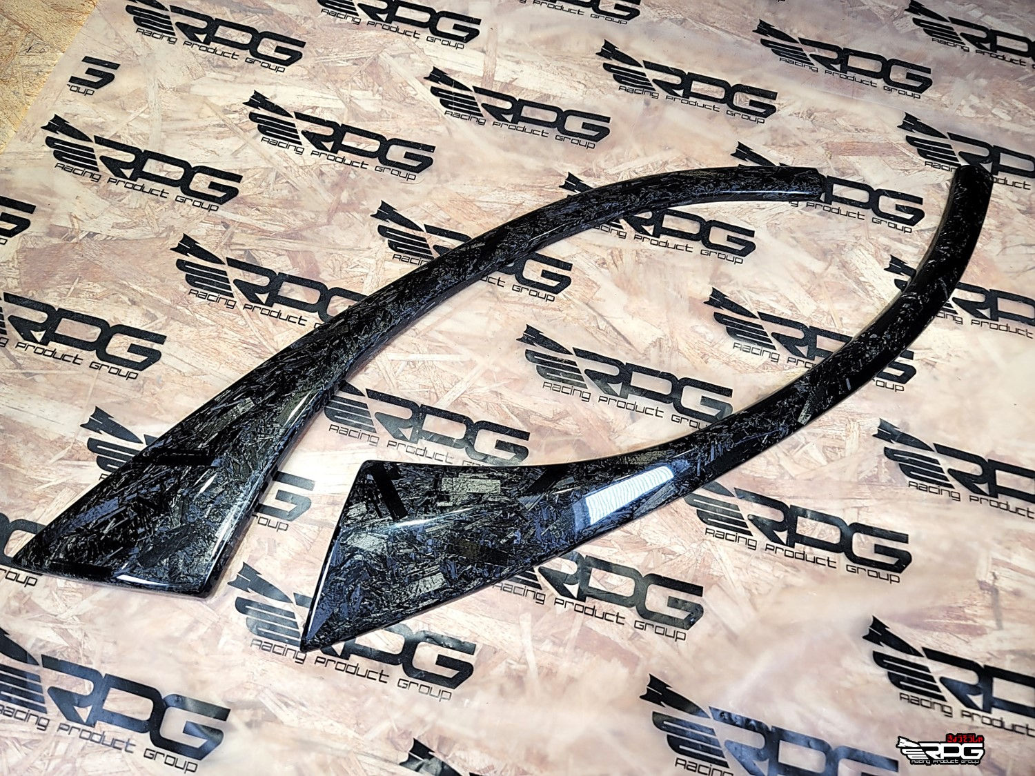 [New] GD / GG - Carbon Exterior C Pillar Rear Door Trim (Forge Sample)