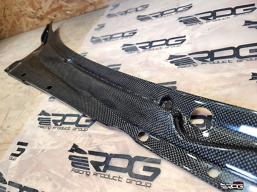 Thumbnail: R32 GTR - Vacuum Carbon Wiper COWL Cover (Replacement)