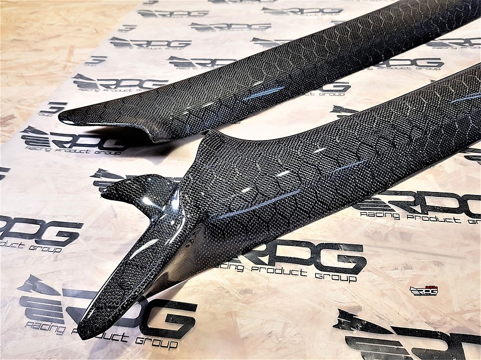 Thumbnail: GD / GG Chassis 2pcs Vacuum Honeycomb Carbon A Pillar Trim Set (Replacement)