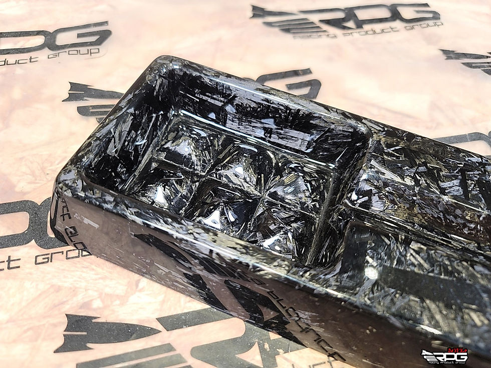 Thumbnail: CARbon LiFeSTyLe - Vacuum Forge Carbon Single GentleMan Cigar AshTray