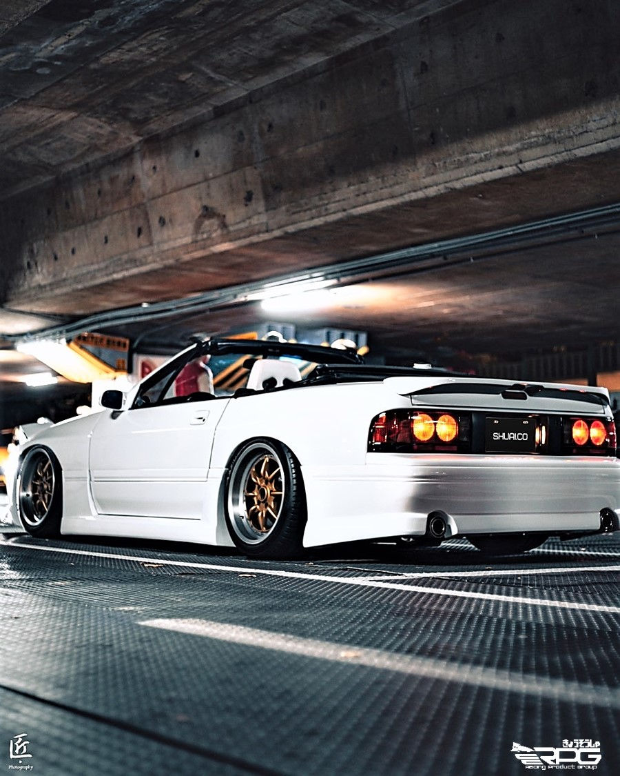 Thumbnail: Mazda RX-7 FC Convertible Icon-SS Vacuum Carbon Trunk Spoiler