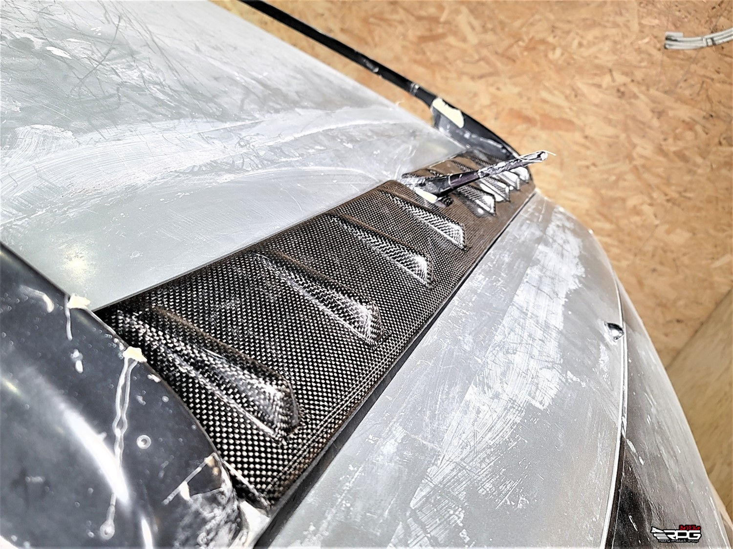 GG Wagon - Vacuum Carbon Roof Vortex Generator