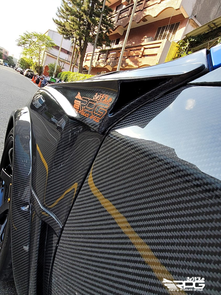 Thumbnail: [NEW] GR/GV - Vacuum Carbon Front Fender Aero Wing Set