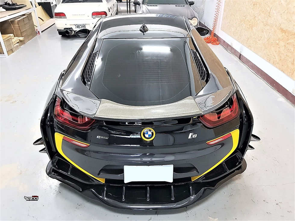 Thumbnail: BMW i8 - RR Limited Vacuum Carbon Trunk Wing Spoiler