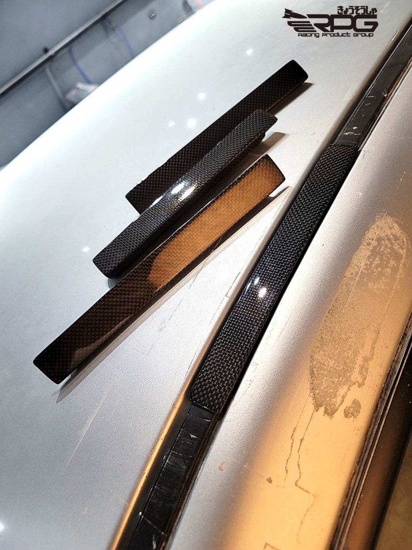 Thumbnail: GG Wagon - Carbon Roof Rail Rack Delete Cover Cap Set