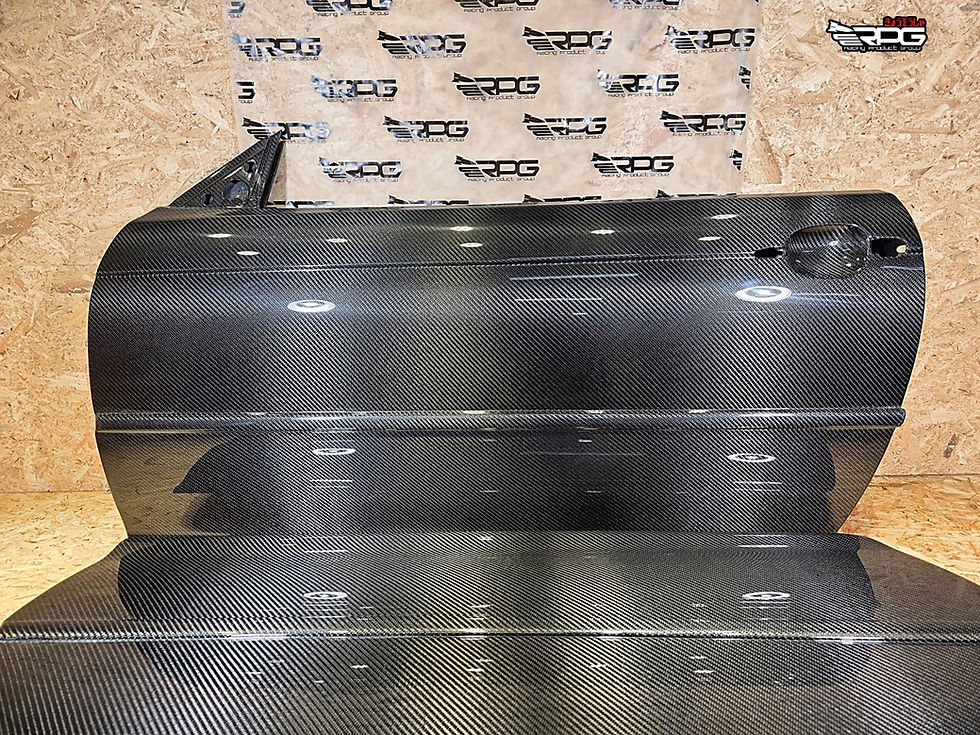 Thumbnail: [NEW] BMW E46 M3 - 8.8 lbs Vacuum Form Carbon Fiber Oem Factory Spec Doors