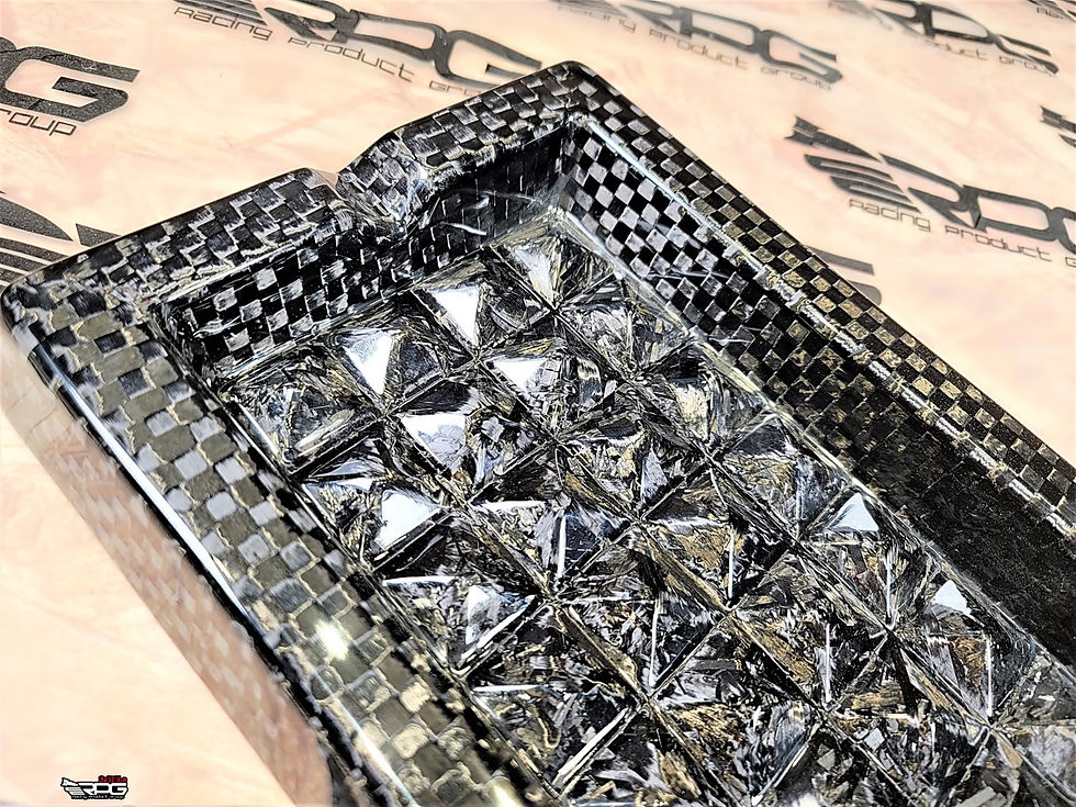 Thumbnail: CARbon LiFeSTyLe -Vacuum Form Forged Weave + 12K Plain Weave Carbon CigarAshTray