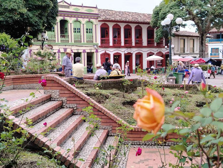 ¿Pueden los estadounidenses comprar propiedades en Colombia? Guía Legal