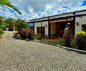 SERENE COUNTRY PROPERTY