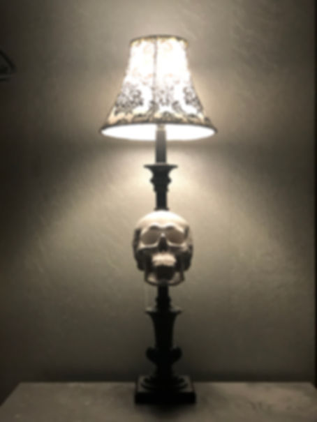 RAVEN 6 8 Victorian Skull Lamp - RAVEN68