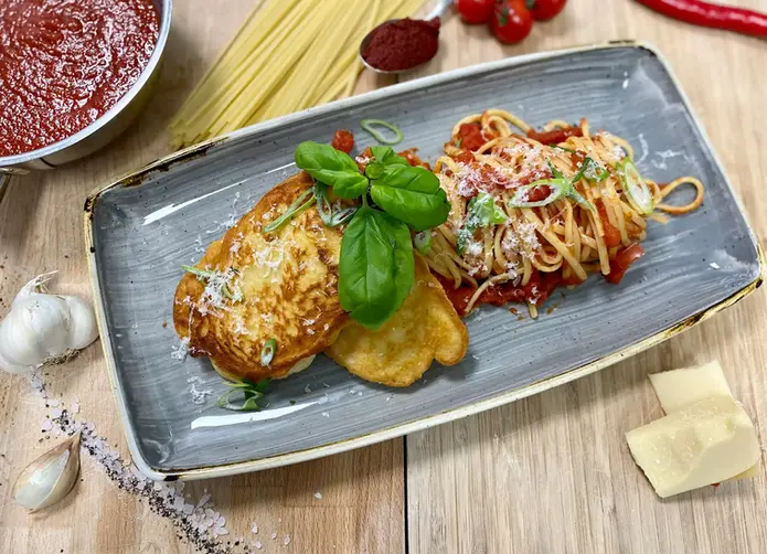 Genussvolles Buffet mit hausgemachten Speisen – Chef Schulte und Team