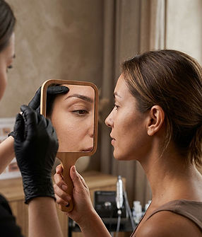 Long-Time-Liner Permanent Make-Up für Augen in Berlin Charlottenburg mit natürlicher Wirkung