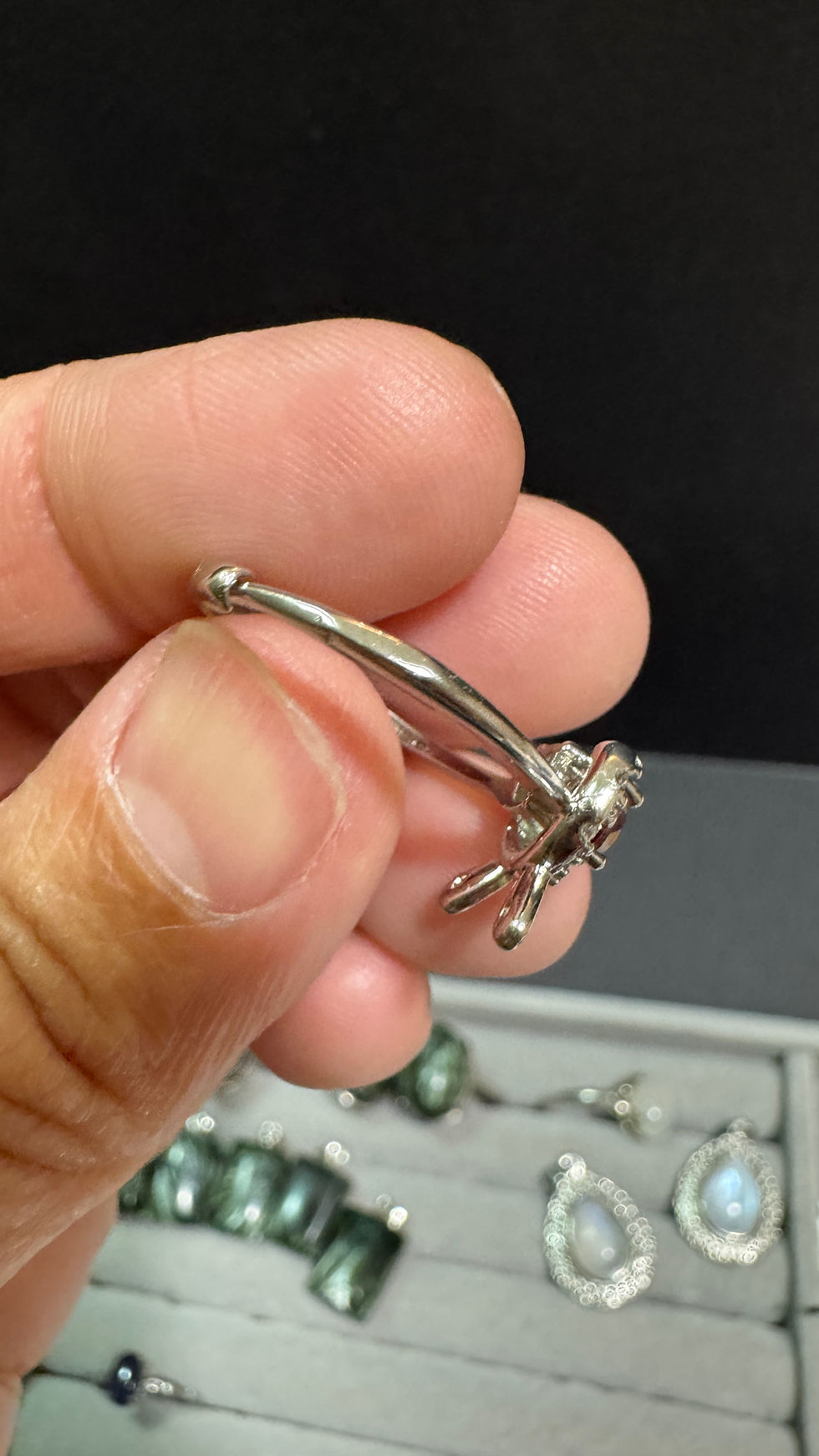 Thumbnail: Garnet adjustable Ring in alloy setting 