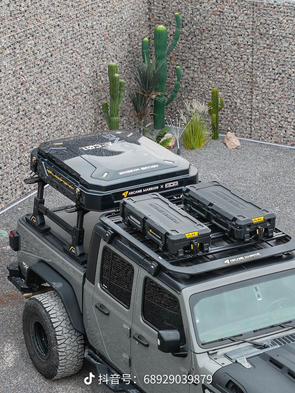 Thumbnail: Arcane Warrior LANDING Hard-Shell Rooftop Tent