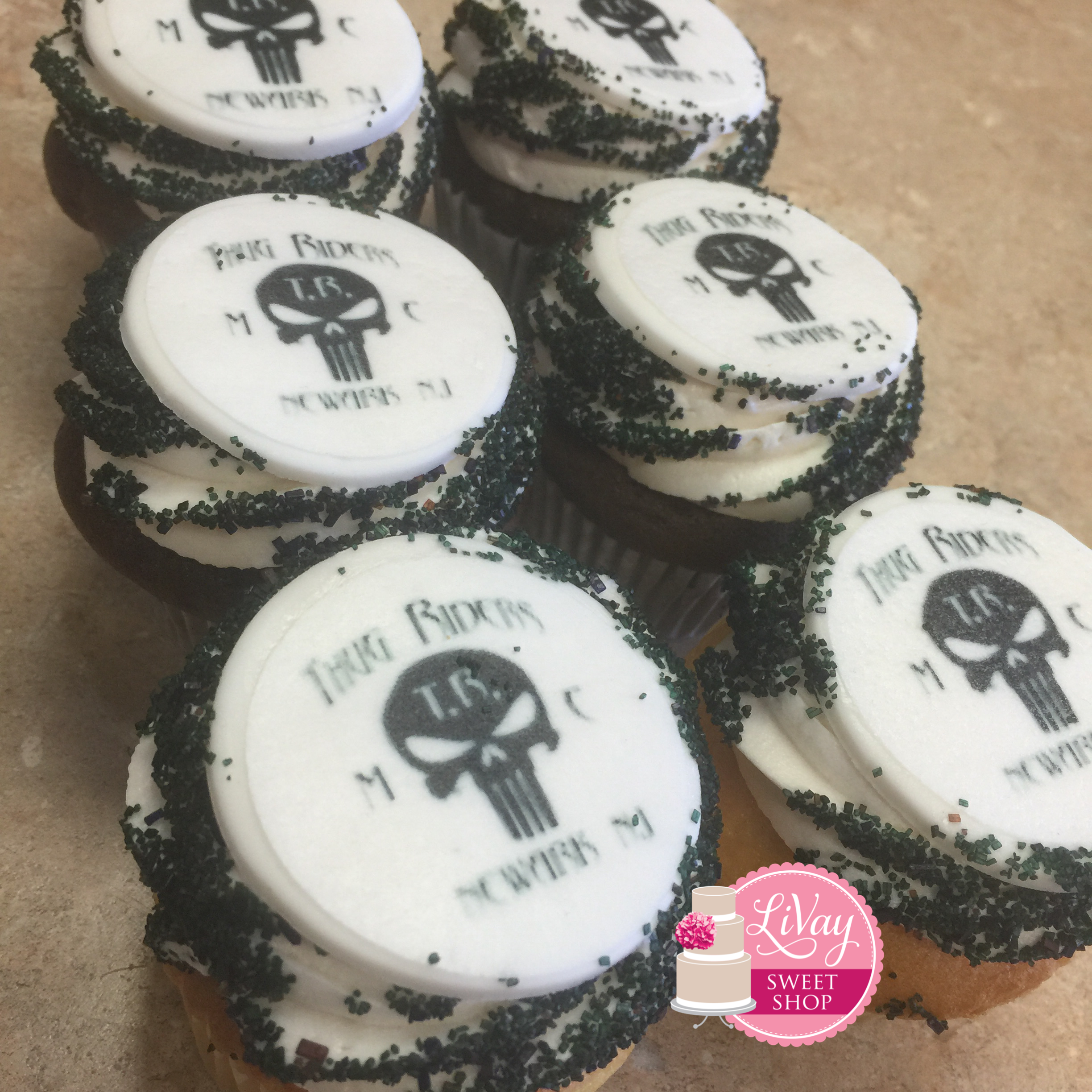 Custom Cakes Custom Cakes
