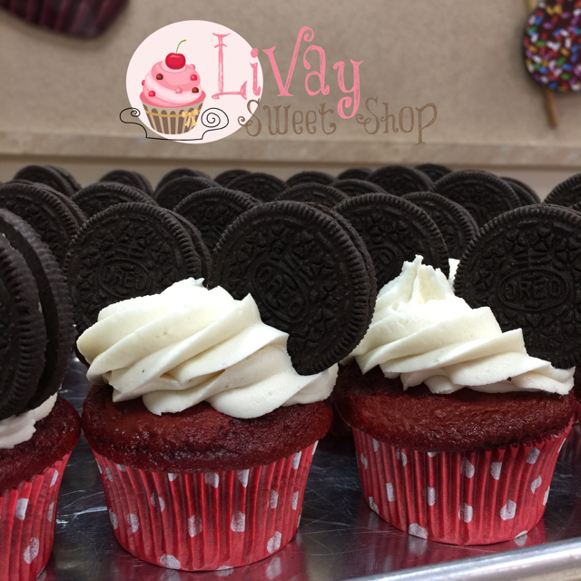 Oreo Cookie Mickey Mouse Cupcake