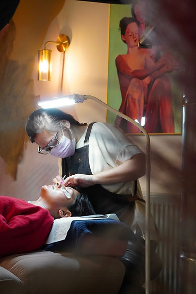 Lash Extensions London.JPG